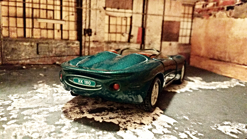 Illustration for article titled LaLD car week: Thursday on the Thames 1/43 Jaguar Xk 180